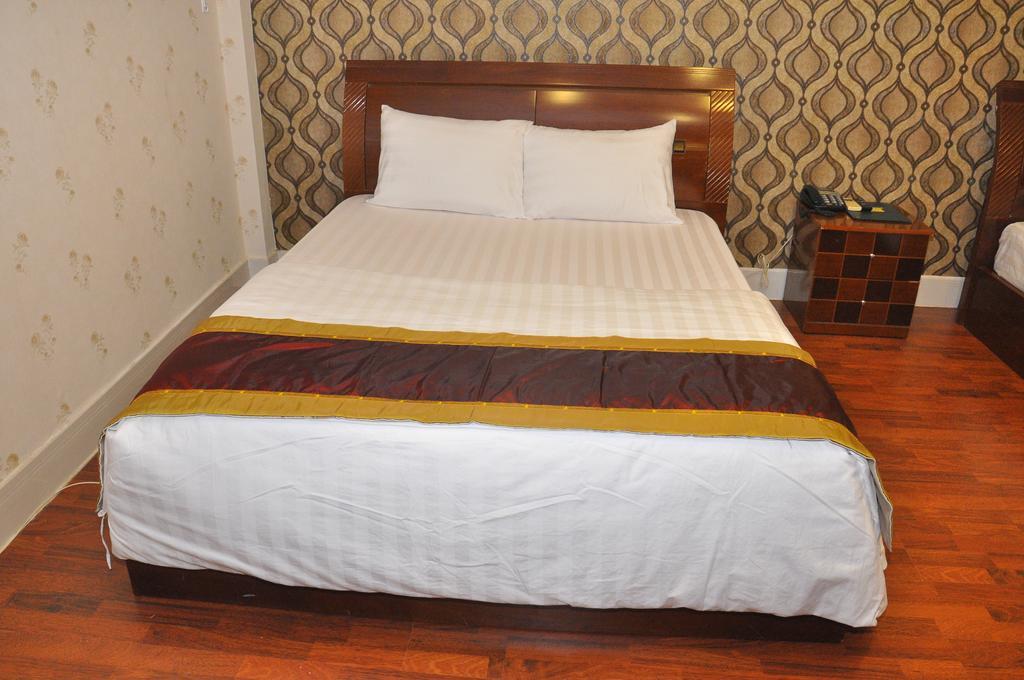 Phu Qui Hotel Soc Trang Bagian luar foto