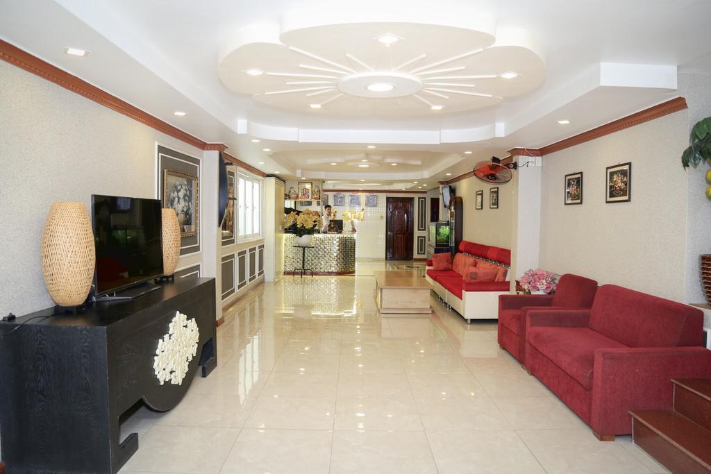 Phu Qui Hotel Soc Trang Bagian luar foto